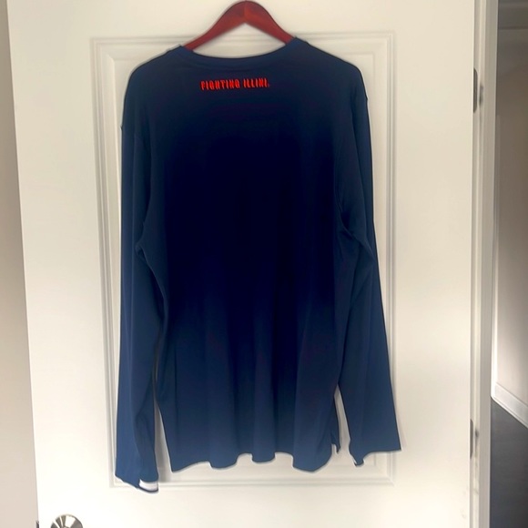 Nike University of Illinois Fighting Illini Sweatshirt - Picture 3 of 4